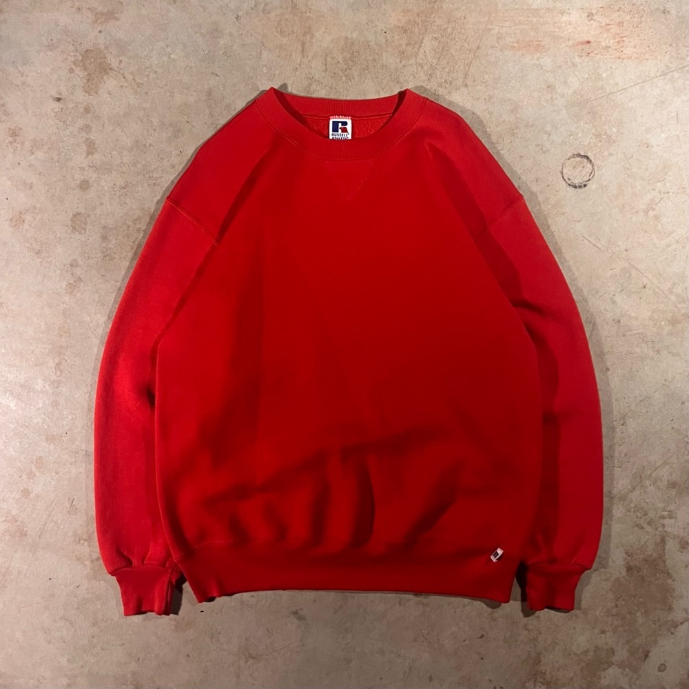 •Vintage Red Russell Heavy Sweater•